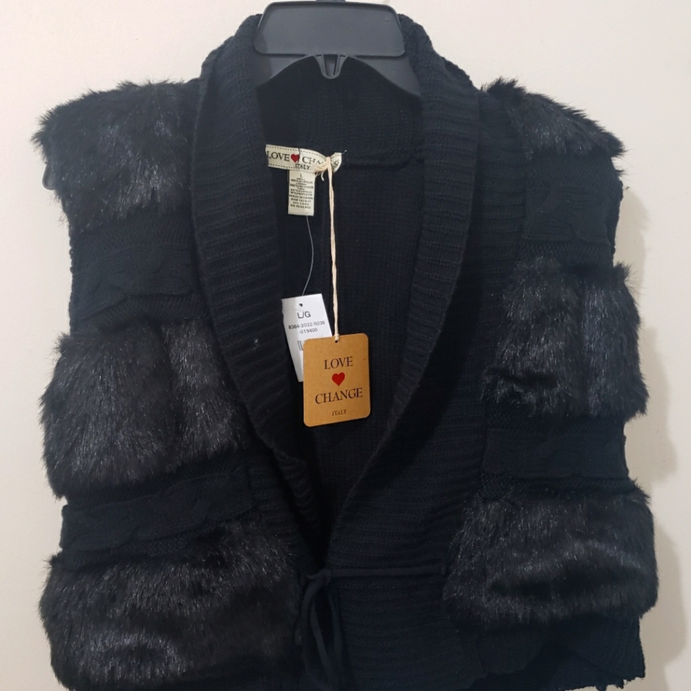 Love Change black winter vest size L NWT